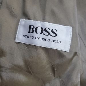 Boss styled by Hugo boss Blazer size 40r I very light gray with light bl…